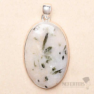 Turmalín zelený v křišťálu přívěsek stříbro Ag 925 P231