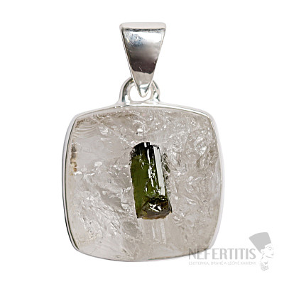Turmalín zelený v křišťálu přívěsek stříbro Ag 925 P272