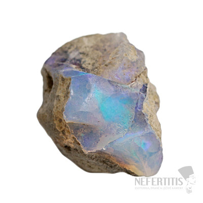 Äthiopischer Opal im Gestein 42