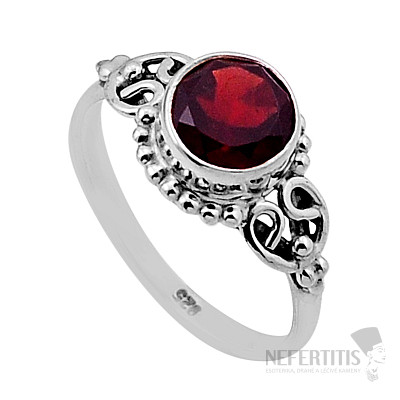Granát broušený prsten stříbro Ag 925 47863