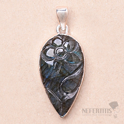 Labradorite rainbow carved pendant silver Ag 925 P700