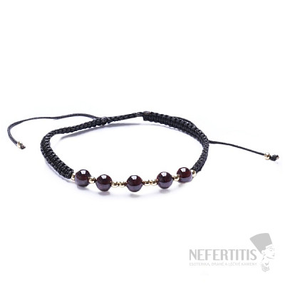 Garnet bracelet with Shamballa clasp
