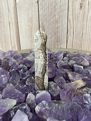 Achát krajkový špice - obelisk KO3