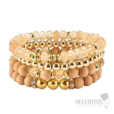 Set of four fashion bracelets Power of wood