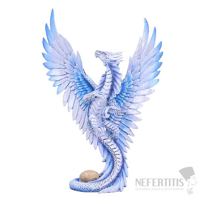 Strieborný drak socha