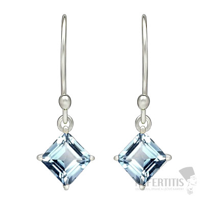 Silver dangle earrings with aquamarine