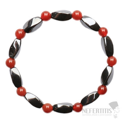 Twist hematite bracelet with carnelian beads