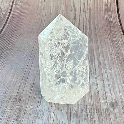 Křišťál pukaný obelisk 13