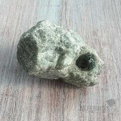 Obsidian Apache Tear in the USA 21 matrix