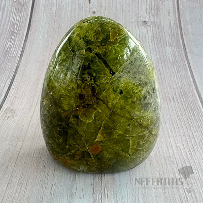 Opalgrün poliertes Madagaskar Freiform 28