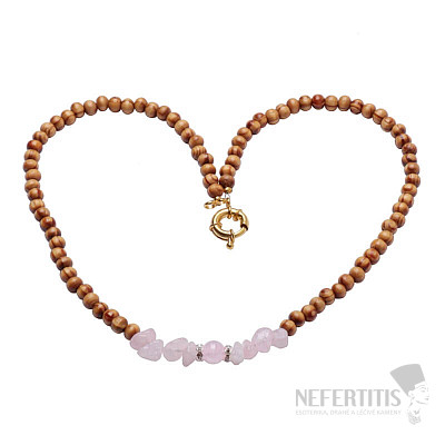 Necklace made of wooden beads with rose quartz