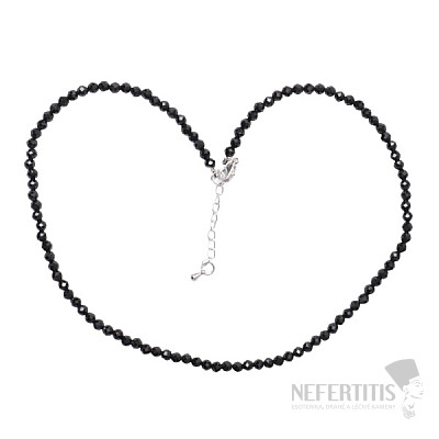 Spinel černý broušený náhrdelník 3,3 mm