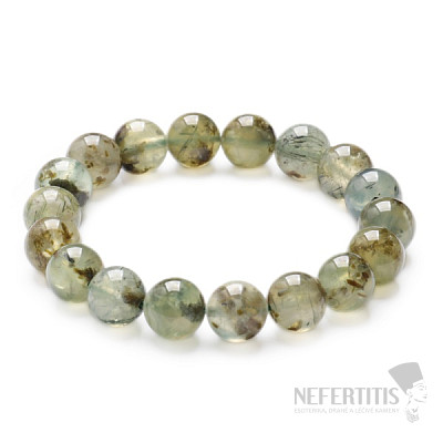 Bend a bracelet made of large beads