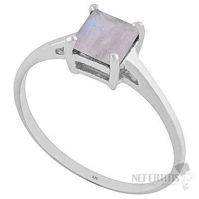 Silver ring with moonstone