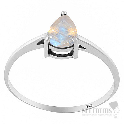 Silver ring with moonstone