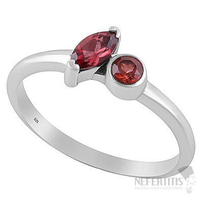 Silver ring with garnet