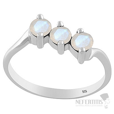 Silver ring with moonstone