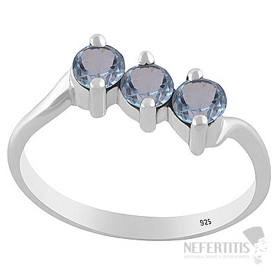 Silberring mit blauem Topas
