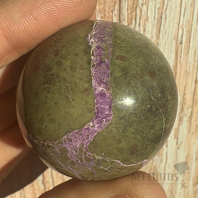 Stichtite ball 10