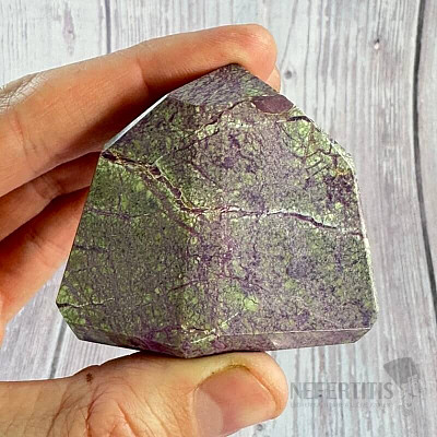 Stichtite spike - obelisk 22