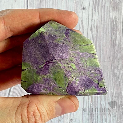 Stichtite spike - obelisk 23