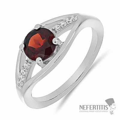 Silver ring with cut garnet and zircons Ag 925 010436 GT