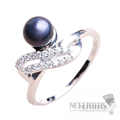 Prsteň strieborný s čiernou perlou a zirkónmi Ag 925 017135 BP