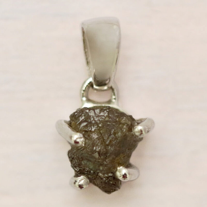 Diamant přírodní surový přívěsek stříbro Ag 925 LOT73 - 0,7 cm, 1,1 g