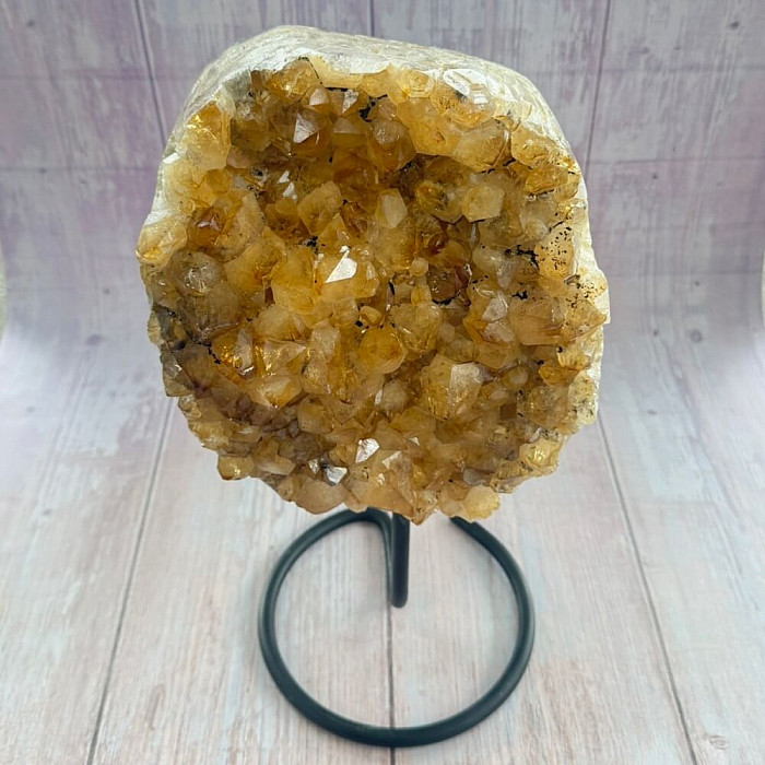 Citrín drůza na stojánku 14 - cca 20 x 18,5 cm, 5600 g