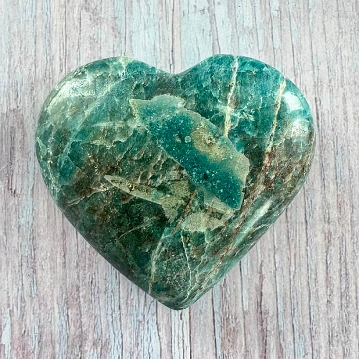 Apatit srdce Madagaskar AC-15 - cca 7,4 x 6,8 cm, 190,6 g
