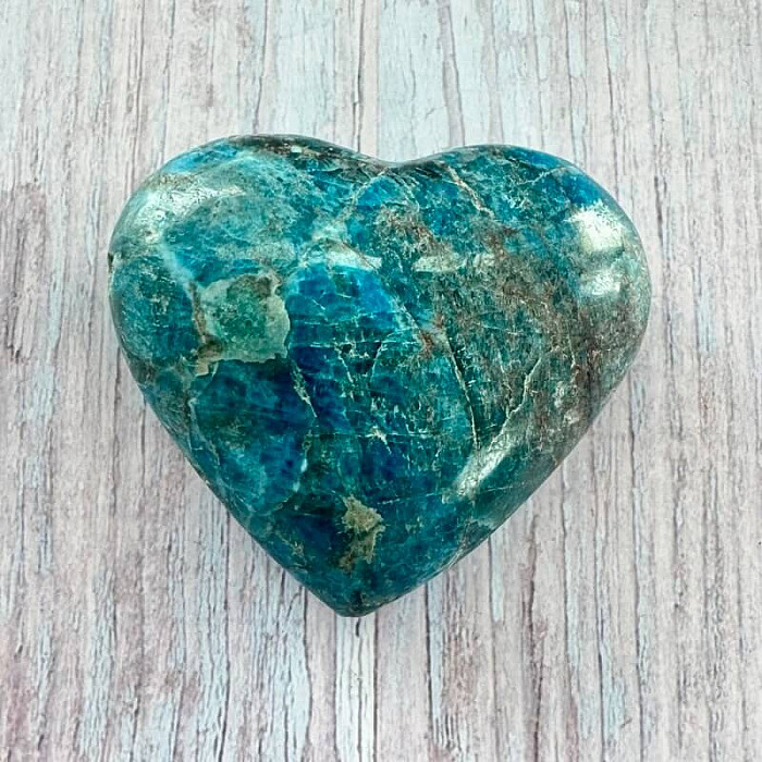Apatit srdce Madagaskar AC-21 - cca 6,8 x 6,3 cm, 172 g