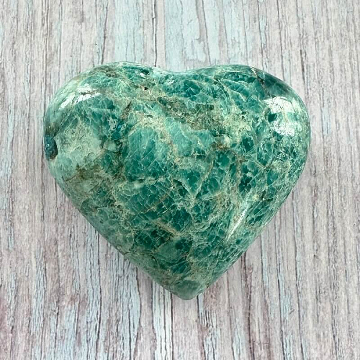 Apatit srdce Madagaskar AC-22 - cca 6,8 x 6,1 cm, 179,9 g
