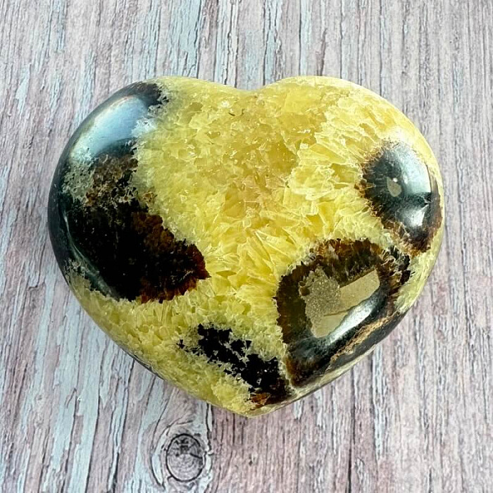 Septárie leštěná Madagaskar Srdce P7-5 - cca 8 x 7,1 cm, 254,7 g