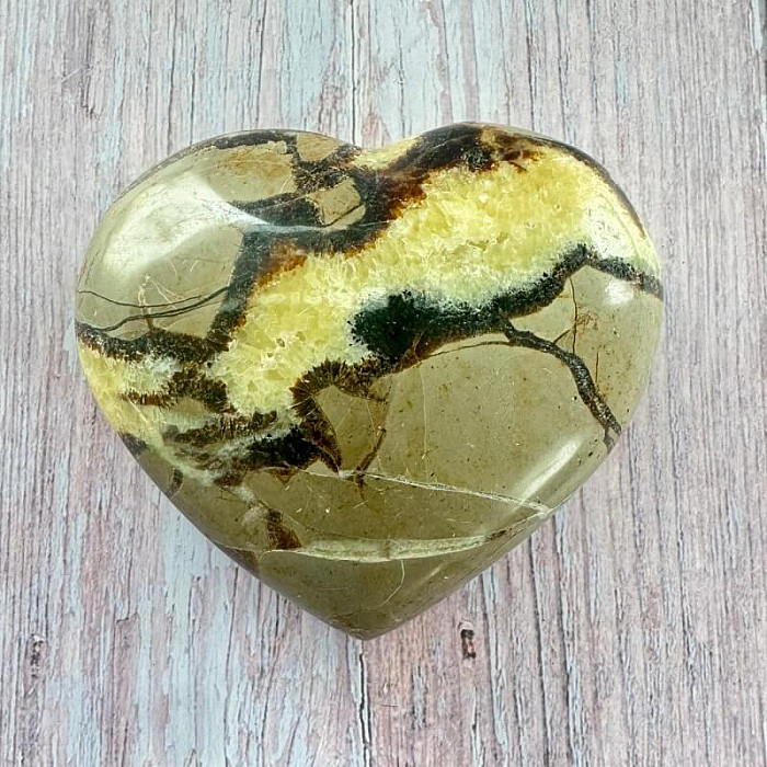 Septárie leštěná Madagaskar velké Srdce P8-21 - cca 8,9 x 8 cm, 345,9 g