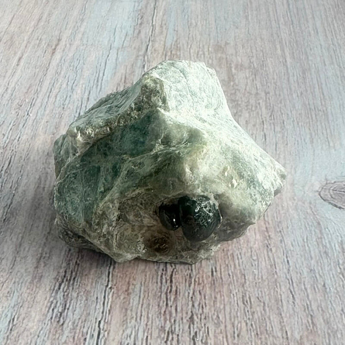 Obsidián Apačská slza v matrixu USA 25 - cca 1 cm, 90 g