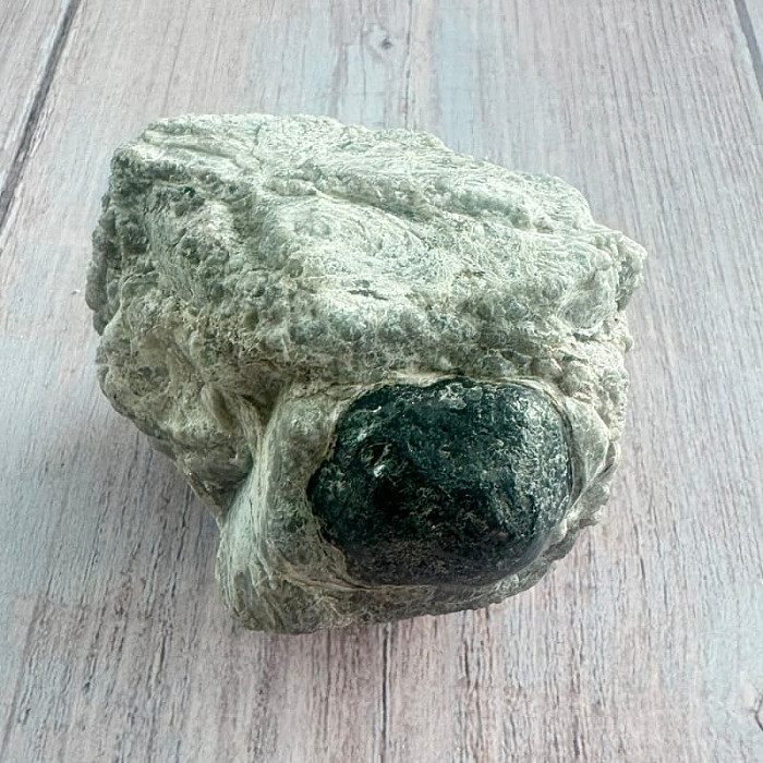 Obsidián Apačská slza v matrixu USA 4 - cca 2,7 cm, 313 g