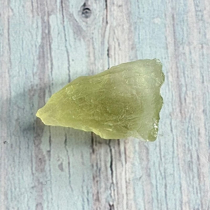 Libyjské sklo Egypt 30 - cca 2,4 x 1,6 cm, 4,4 g