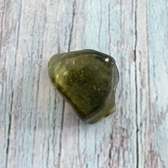 Libyjské sklo Egypt 39 - cca 1,7 x 1,3 cm, 3,3 g