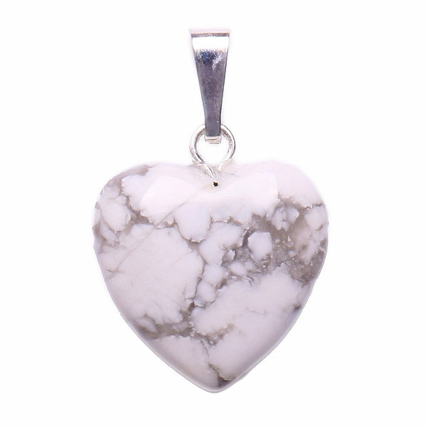 Magnezit přívěsek ve tvaru srdíčka - cca 1,5 cm