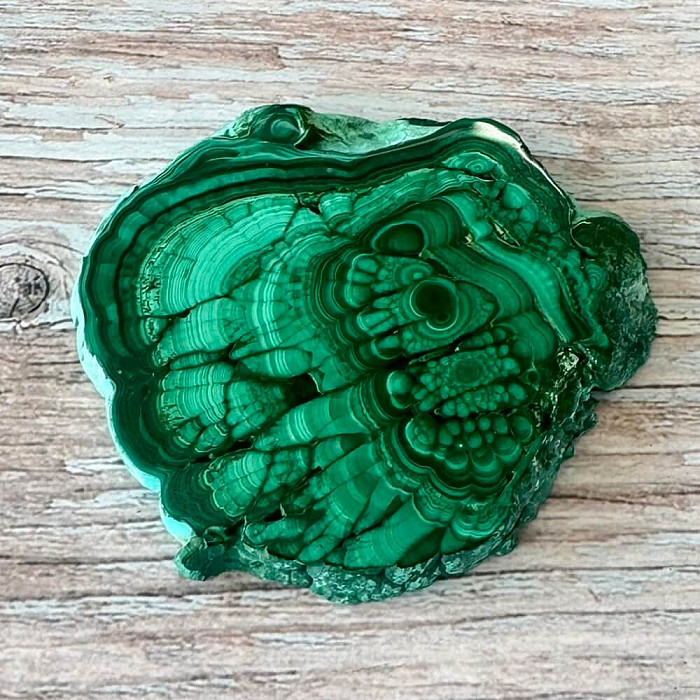 Malachit leštěný plátek AA kvalita 5 - cca 7,6 x 6,3 cm, 87 g