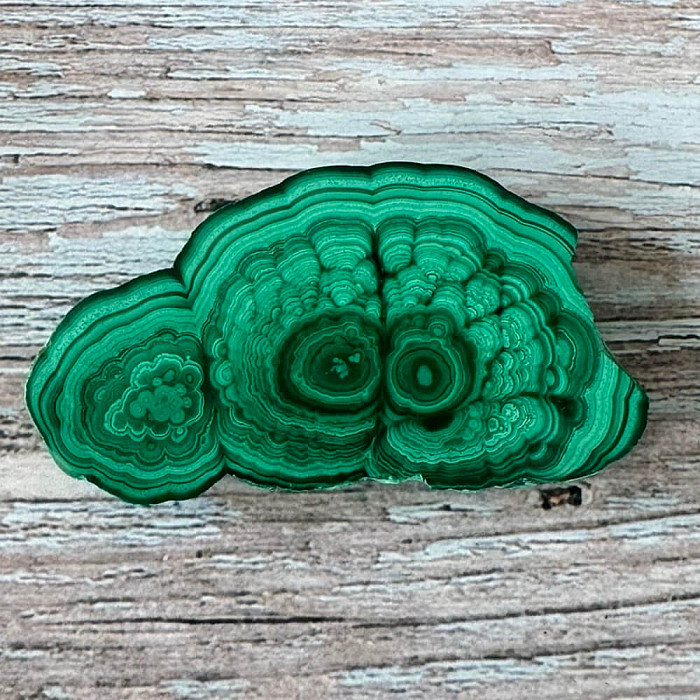Malachit leštěný plátek AA kvalita 9 - cca 7,1 x 3,6 cm, 50 g