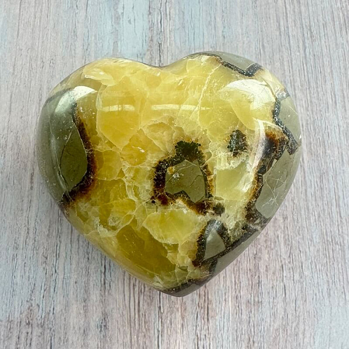 Septárie leštěná Madagaskar Srdce P6-15 - cca 5,8 x 7,4 cm, 231 g