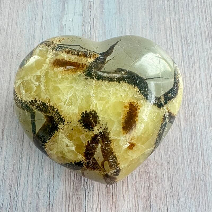 Septárie leštěná Madagaskar Srdce P6-16 - cca 7 x 6,2 cm, 225 g