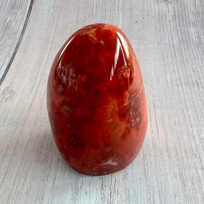 Karneol leštěný freeform Madagaskar TP3-5 - cca 4,4 x 6,6 cm, 212 g