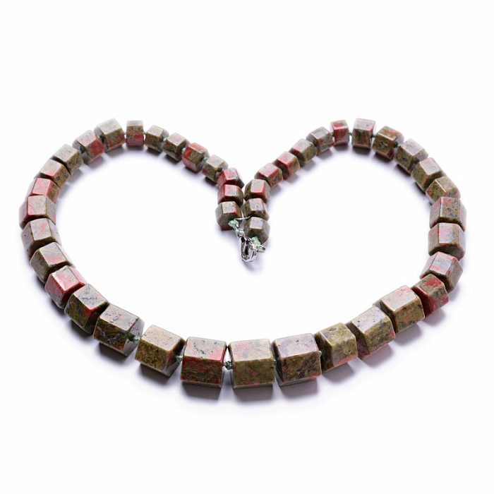 Unakit náhrdelník z broušených korálků - délka cca 48 cm