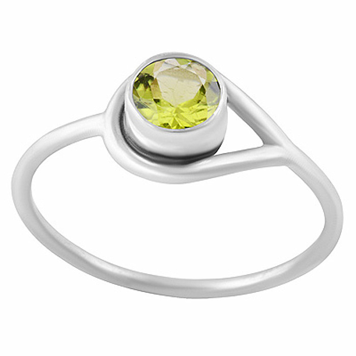 Stříbrný prsten s olivínem - 57 mm (US 8), 1,4 g
