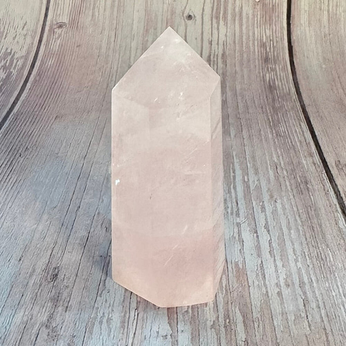 Růženín obelisk 9 - cca 8,2 x 3,7 cm, 143 g