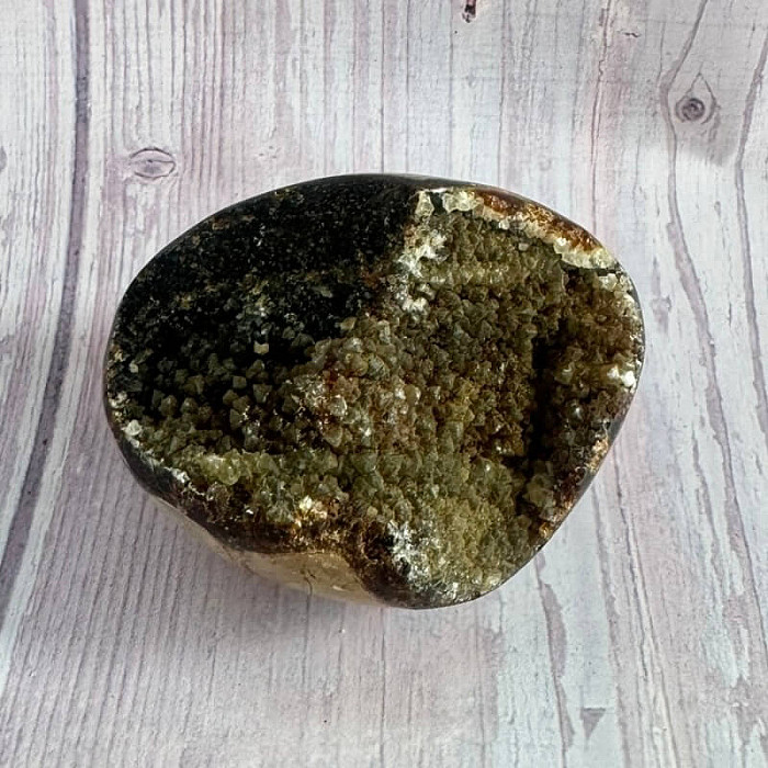 Septárie drúza Madagaskar 28 - cca 4,7 x 6 cm, 147 g