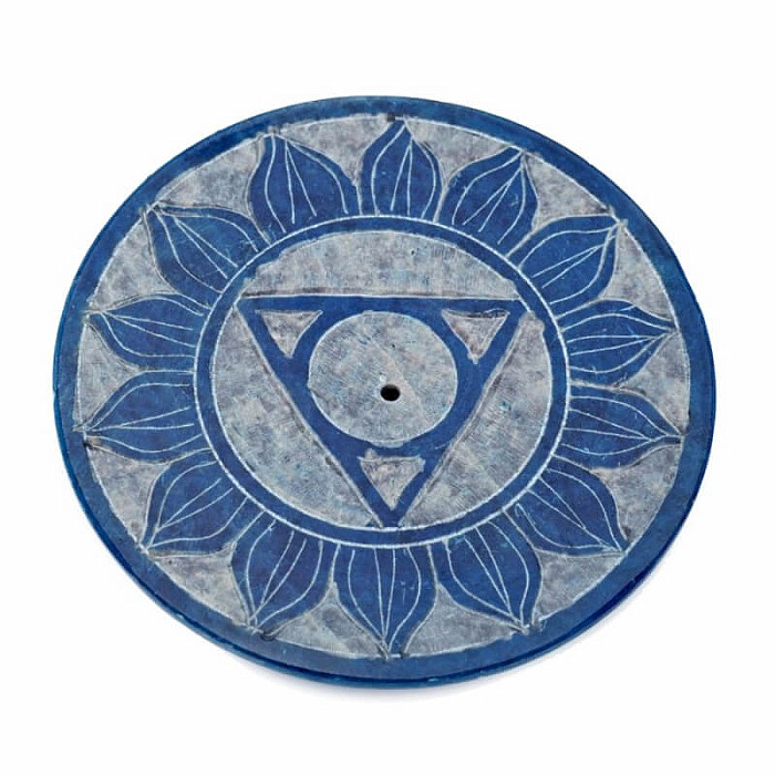 Stojánek z mastku pro vonné tyčinky Krční čakra - 7,5 cm