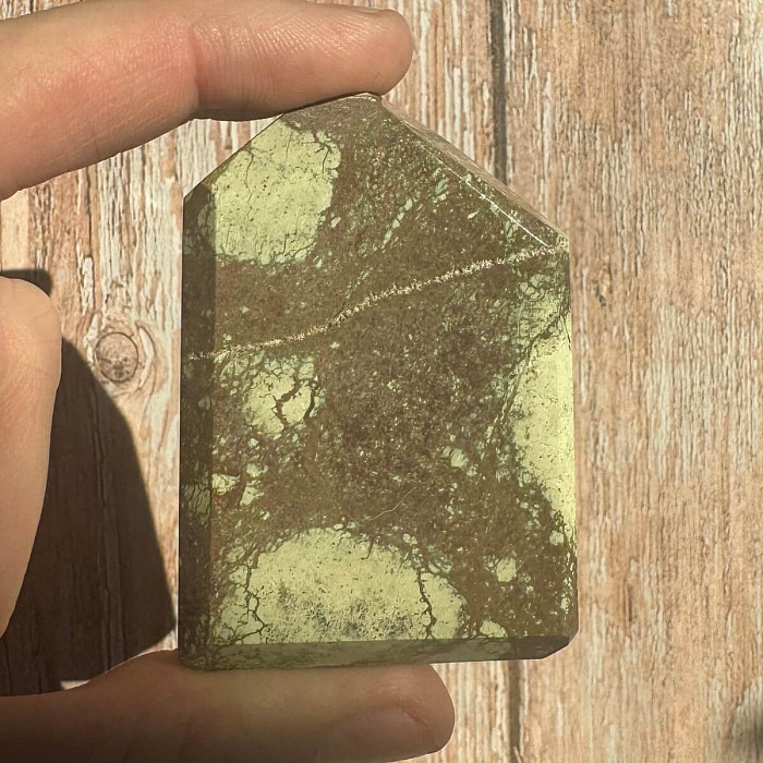 Levně Stichtit špice - obelisk 1 - cca 5,7 x 6,6 cm, 127 g